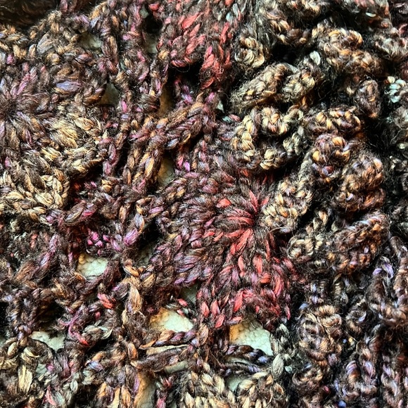 BOUTIQUE FIONA WOOF JEWEL TONE CROCHET SWEATER SIZE L - Picture 4 of 9